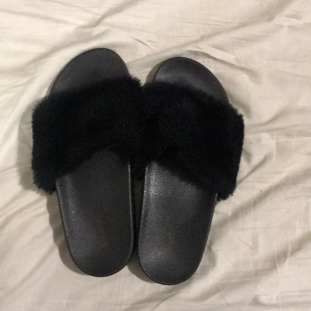 slip one from pacsun